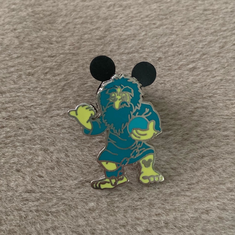 Haunted Mansion Hitchhiking Ghost